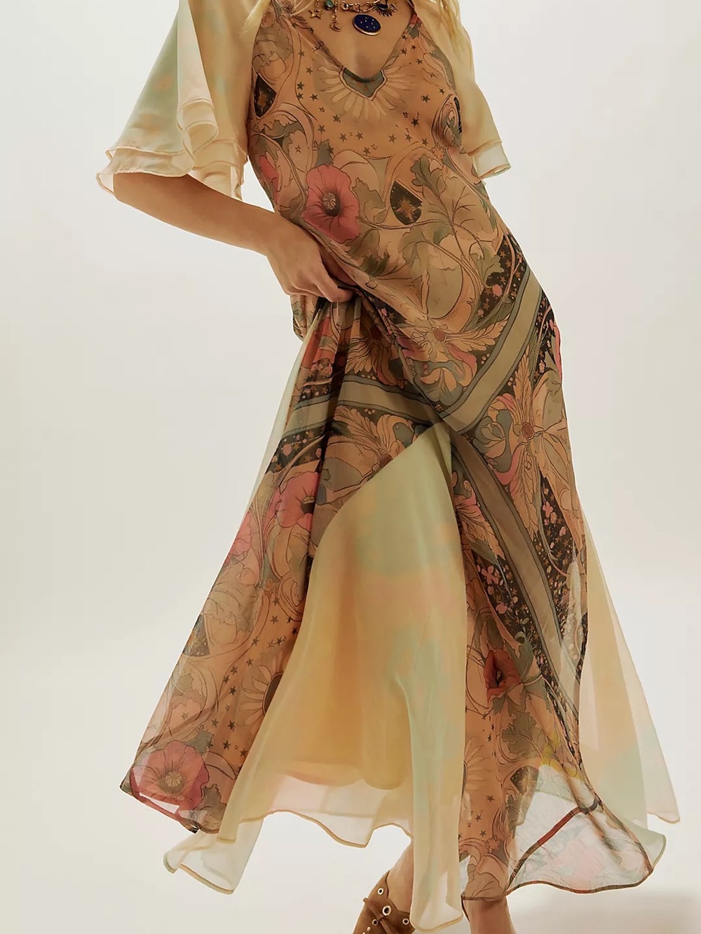 People Bohemian Floral Maxi Dress in Blush Pink - Picture 6 of 15